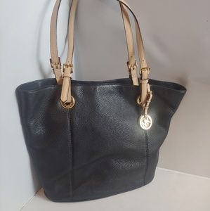 Michael Kors Black pebble tote